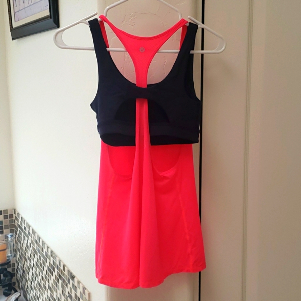 Lululemon tank, size 4, navy and pink - Picture 3 of 3